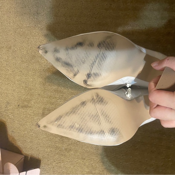 Only used once white booties - Picture 3 of 4